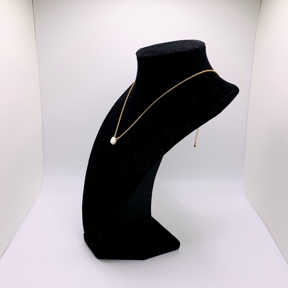 🎉Host Pick🎉 18k gold white fire opal necklace - Picture 5 of 9